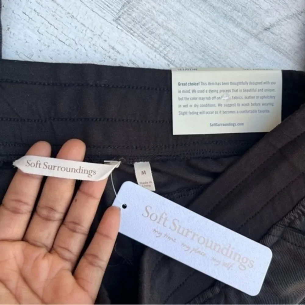 Soft‎ Surroundings Jogger Pants Womens M Embroidered Serengeti in Vintage Black - Picture 5 of 12